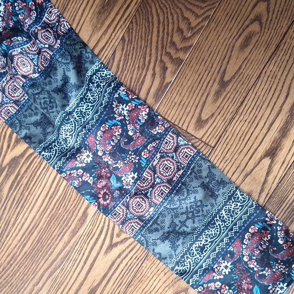 Boho Colorful Patterned Leggings - Picture 3 of 6